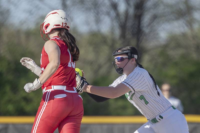 Rock Falls’ Kendra Scott tags out Oregon’s Alexi Czochara Wednesday, April 22, 2026.