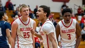 Streator seniors shine late, wrap up Illinois Central Eight title with victory over Lisle