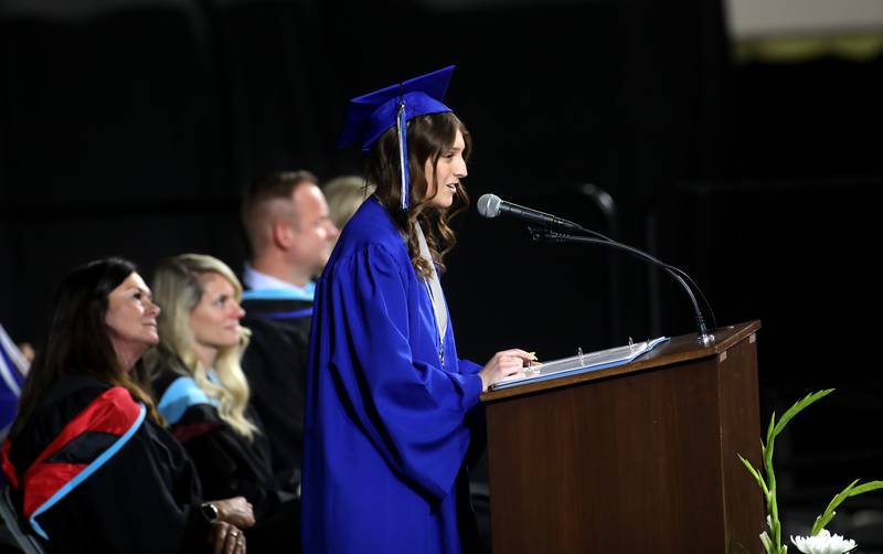 St. Charles North graduate Ava Bachewicz gives the student address during the school’s 2025 commencement ceremony on Thursday, May 22, 2025 at Northern Illinois University in DeKalb.