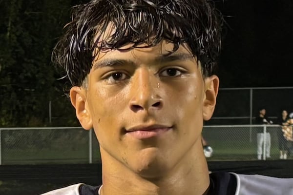 Freshman Leo Zavala shines in 1st start, leads Cary-Grove past Dundee-Crown