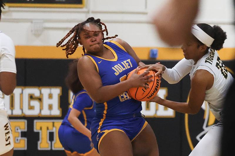 Joliet Central’s Alexis Pedrosa takes control of the ball against Joliet West on Thursday, Jan 30, 2025 in Joliet.