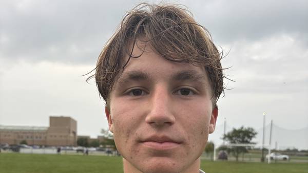 Oswego East can’t capitalize on chances in 1-0 loss to Waubonsie Valley