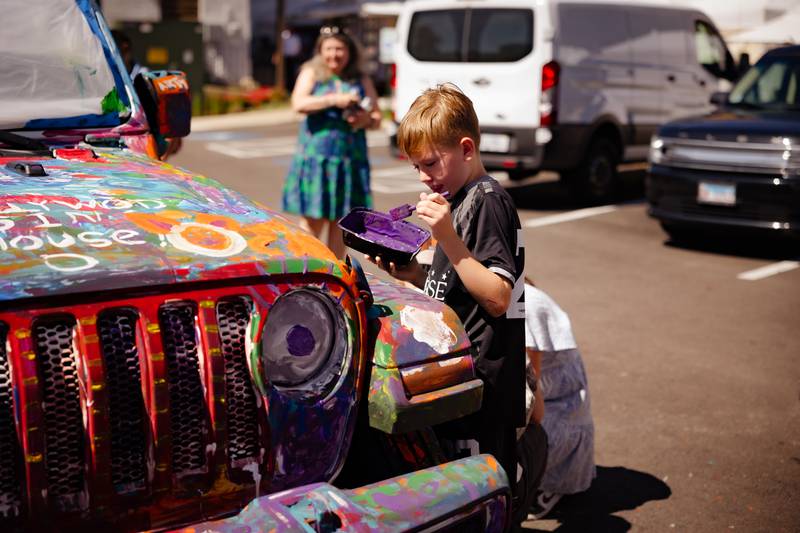 The St. Charles Fine Arts Show takes place May 24 and May 25 along Riverside Avenue in downtown St. Charles.