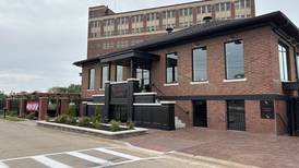 Rivers Edge restaurant opens in Marseilles