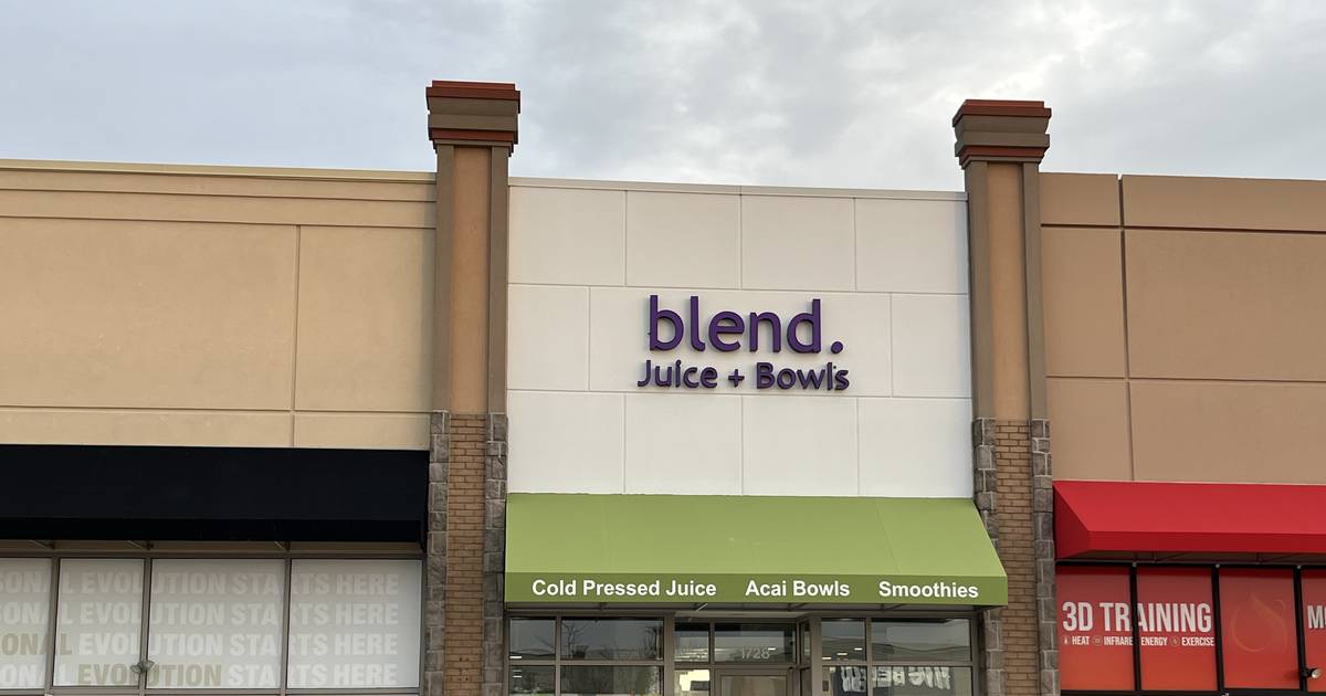 New smoothie cafe to bring raw juices and acai bowls to ‘fitness row’ in Algonquin Commons