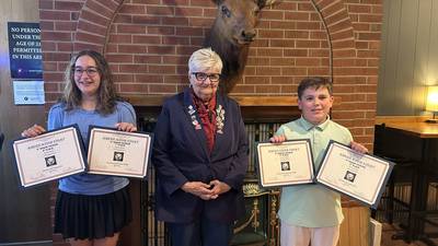 Mendota Elks announce essay contest winners