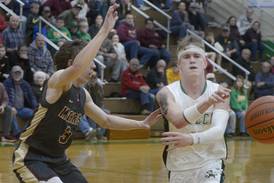 Boys basketball: Big quarters from Seneca’s Giertz, Morris’ Wheeler in 63-54 Irish win