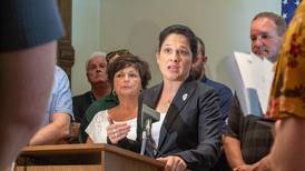 Analysis: Pritzker, Mendoza see record ‘rainy day fund’ balance as proof of fiscal achievement