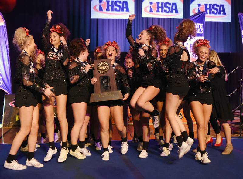 Photos Teams compete Saturday at state cheerleading Shaw Local