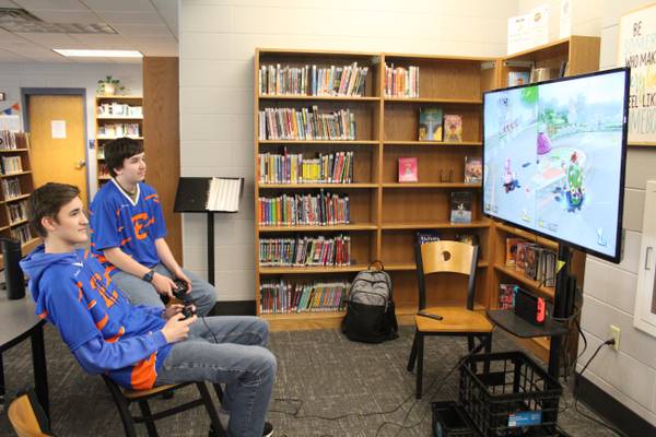 Eastland esports team levels up