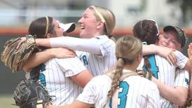 Woodstock North keeps historic season going, tops Crystal Lake Central for Class 3A regional title