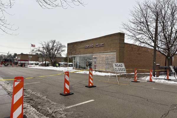 After roof collapse in Woodstock, it’s still unclear when street will reopen, if building can be saved