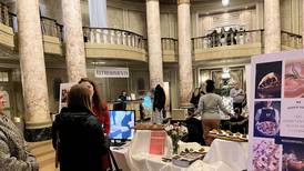 Wedding expo coming to Joliet’s Rialto Square Theater