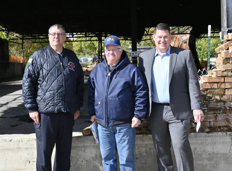 From left: Morris Fire Chief Tracey Steffes, EPA on Scene Coordinator Len Zintak, and Morris Mayor Chris Brown