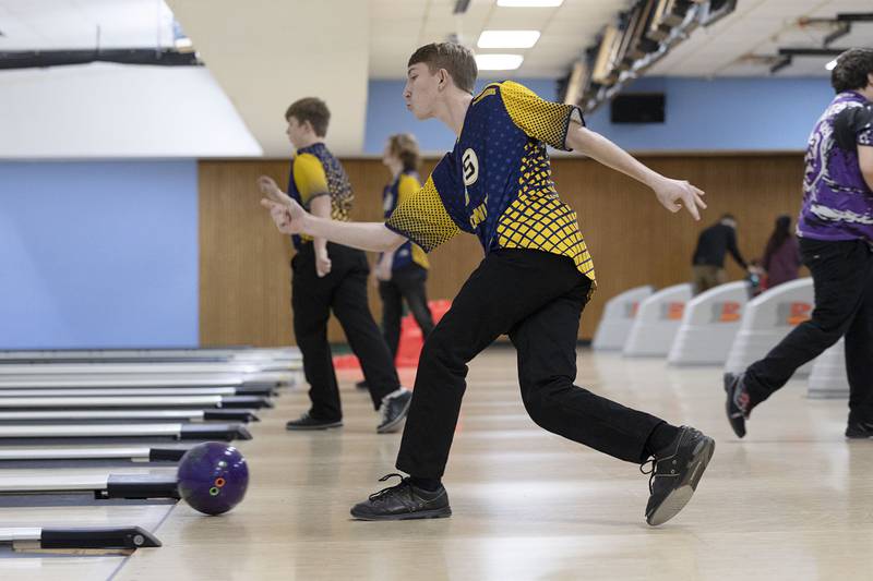 Sterling’s Tristan Oelrichs fires his ball down the all against Dixon on Monday, Jan. 2, 2023.