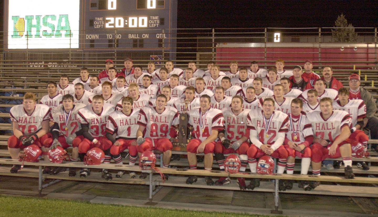 Hall High School 2001 football team