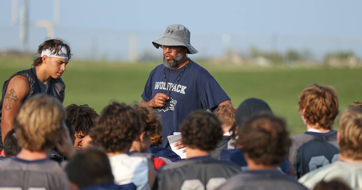 Oswego East football schedule 2023 Shaw Local