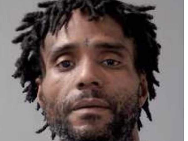 Joliet man stabbed during domestic incident, faces charges 