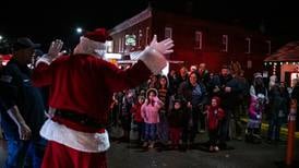 Photos: Genoa celebrates the season with Santa Claus