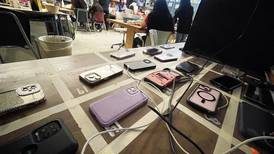 BBCHS officials explore cell phone use in school