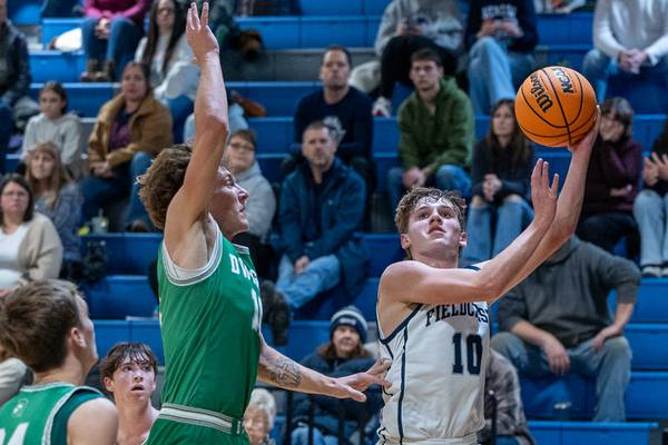 First-half burst, hot shooting lead Fieldcrest past Dwight