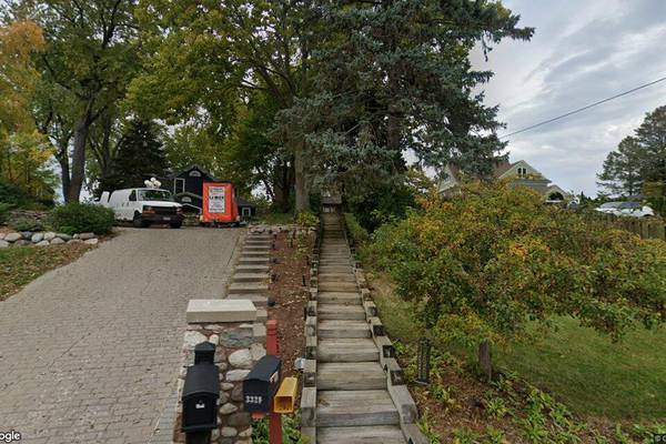 Single-family home sells for $740,000 in McHenry