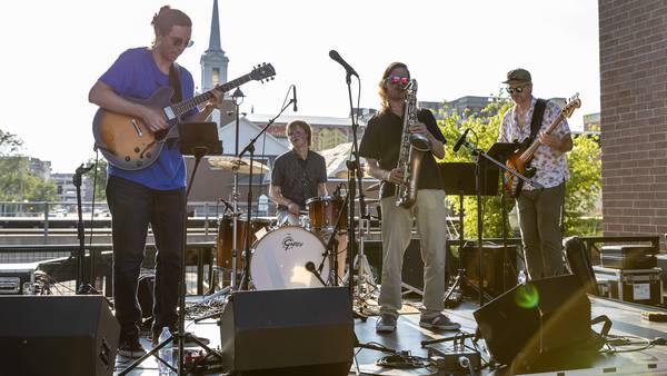 PHOTOS: Joliet turns into festive New Orleans North
