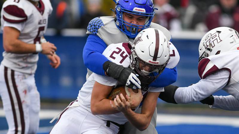 Photos: Prairie Ridge vs. St. Francis, Class 5A second-round playoff football 