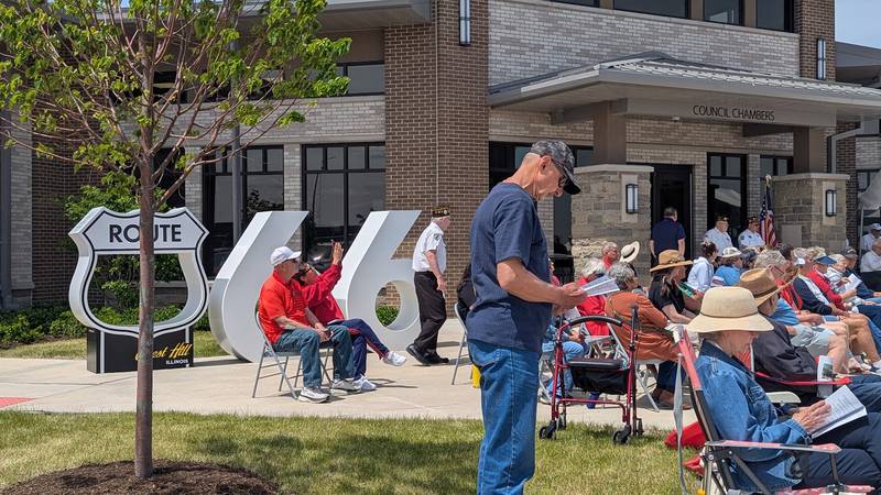 The city of Crest Hill Veterans/Police Memorial Committee held its annual Memorial Day observance on Monday, May 26, 2025, at the Crest Hill Veterans/Police Memorial Garden.