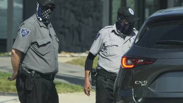‘We are not backing down’: Feds ramp up immigration raids in Chicago area