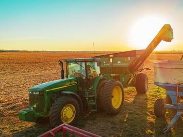 Dixon photographer puts farms to frames