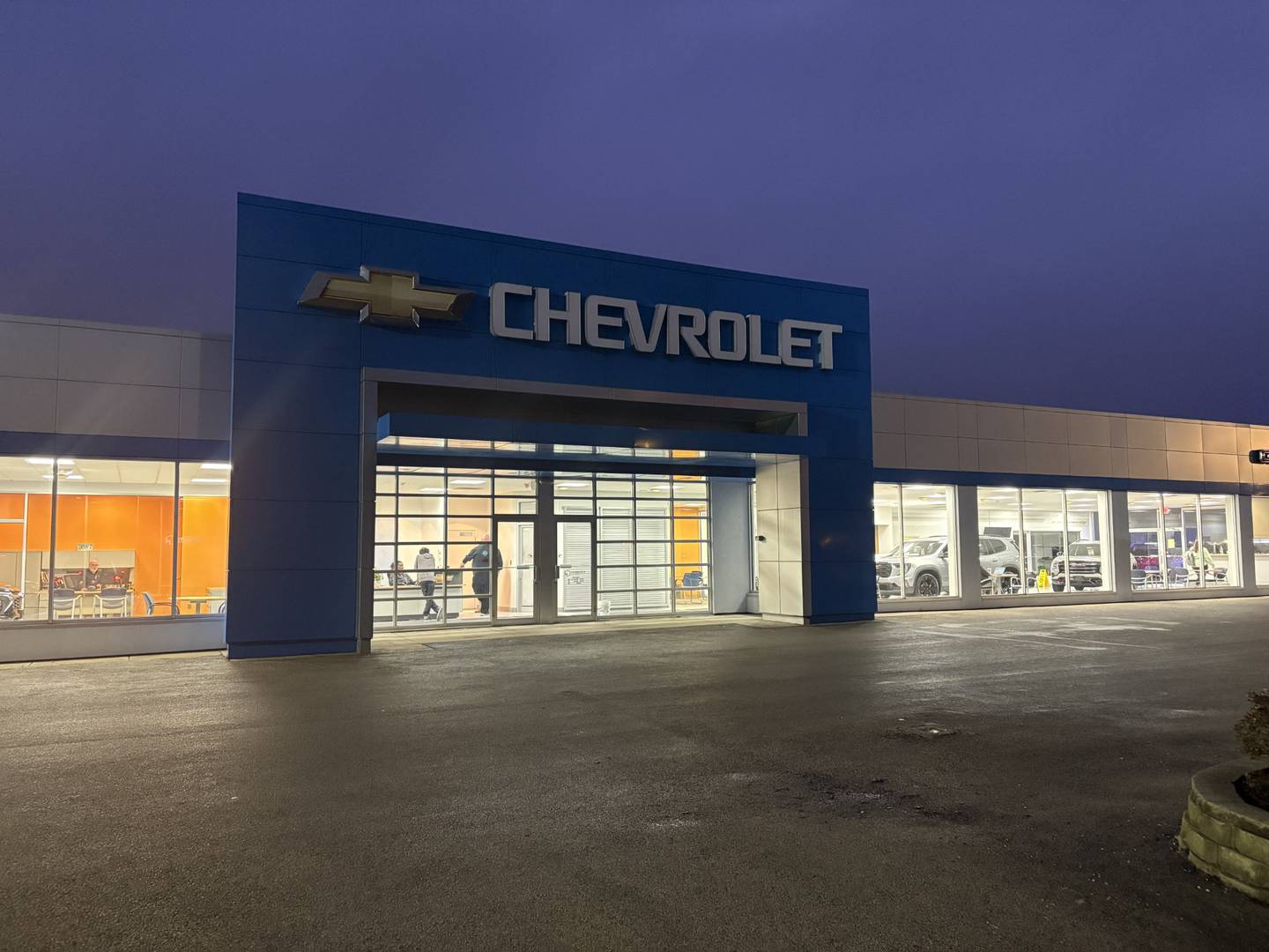 Joe Hamblock, a former Home Run Auto Group partner, has taken ownership of the former Bill Walsh Chevrolet GMC dealership in Ottawa, now rebranded as Hamblock Chevrolet GMC.