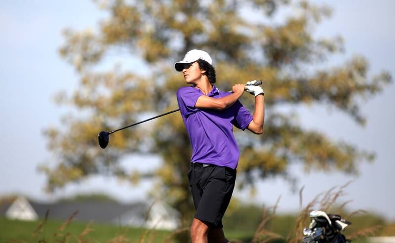 Downers Grove North’s Joe Calderone tees off during the Class 3A Plainfield North Boys Golf Sectional at Whitetail Ridge Golf Course in Yorkville on Monday, Oct. 2, 2023.
