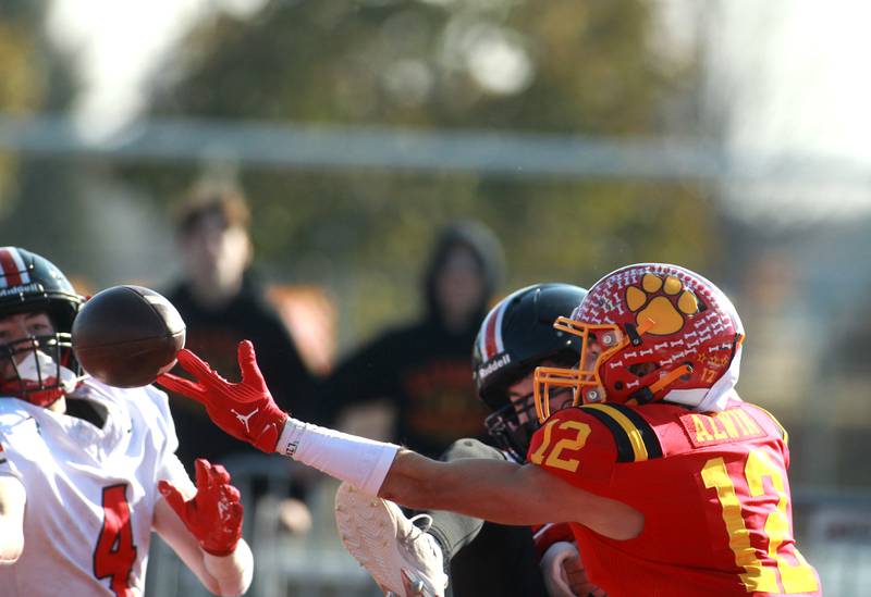 Batavia’s Luke Alwin reaches for a pass in the end zone during the Class 7A second round playoff game against Lincoln-Way Central in Batavia on Saturday, Nov. 4, 2023.