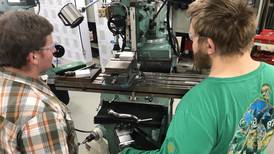 Graduating high school as a college sophomore? McHenry’s dual credit program with MCC makes it possible