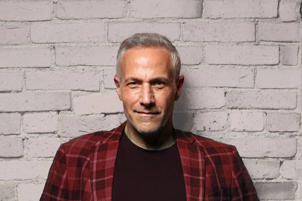 Acclaimed pianist Jim Brickman to bring holiday show to Egyptian Theatre