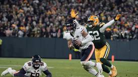 Chicago Bears end promising run with major letdown in Green Bay