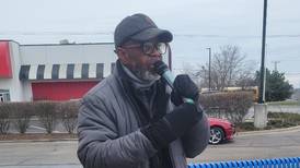 McHenry street musician known as ‘Mr. Lawrence the Aldi guy’ got paid gig at The Vixen