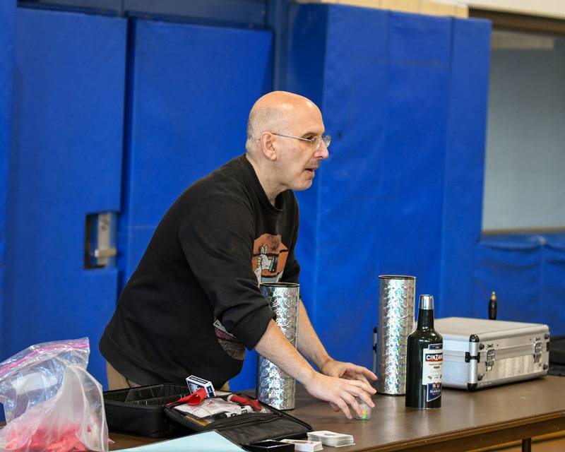 Gary Kantor preforms a magic show on Monday Feb. 19, 2024, at the Main Street Recreation Center in Glen Ellyn.