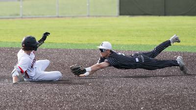 Halted by darkness, McHenry and Prairie Ridge still battling for FVC supremacy