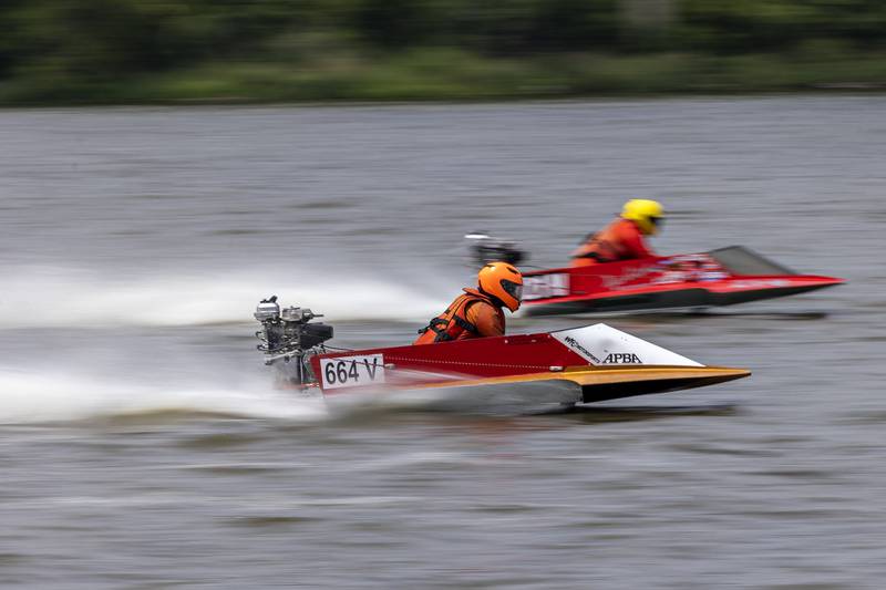 Driver Mark Preidis heads for turn one Saturday, July 12, 2025, during a heat in the Rock Falls River Chase.