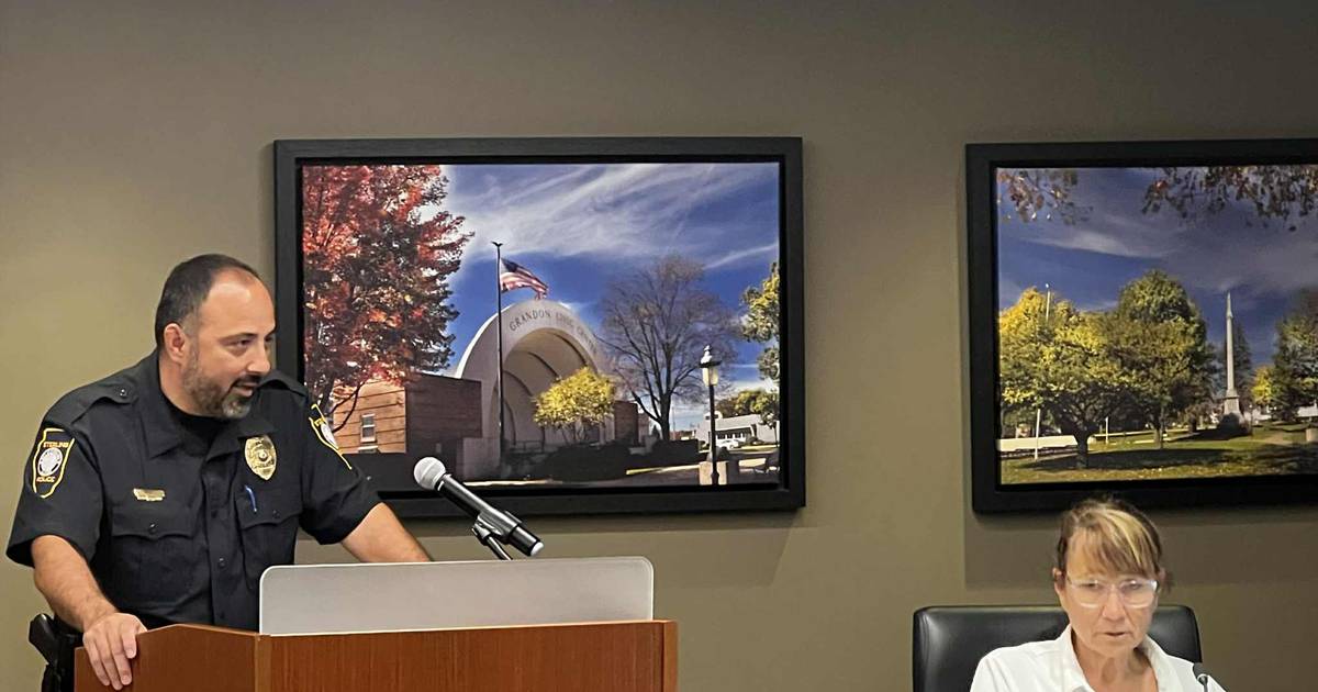Sterling police chief announces retirement after nearly 3 decades of ...