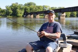 A fishing story: Derby leader turns self in