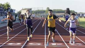 Mendota’s Sebastian Carlos qualifies for state in 400: Wednesday’s NewsTribune roundup