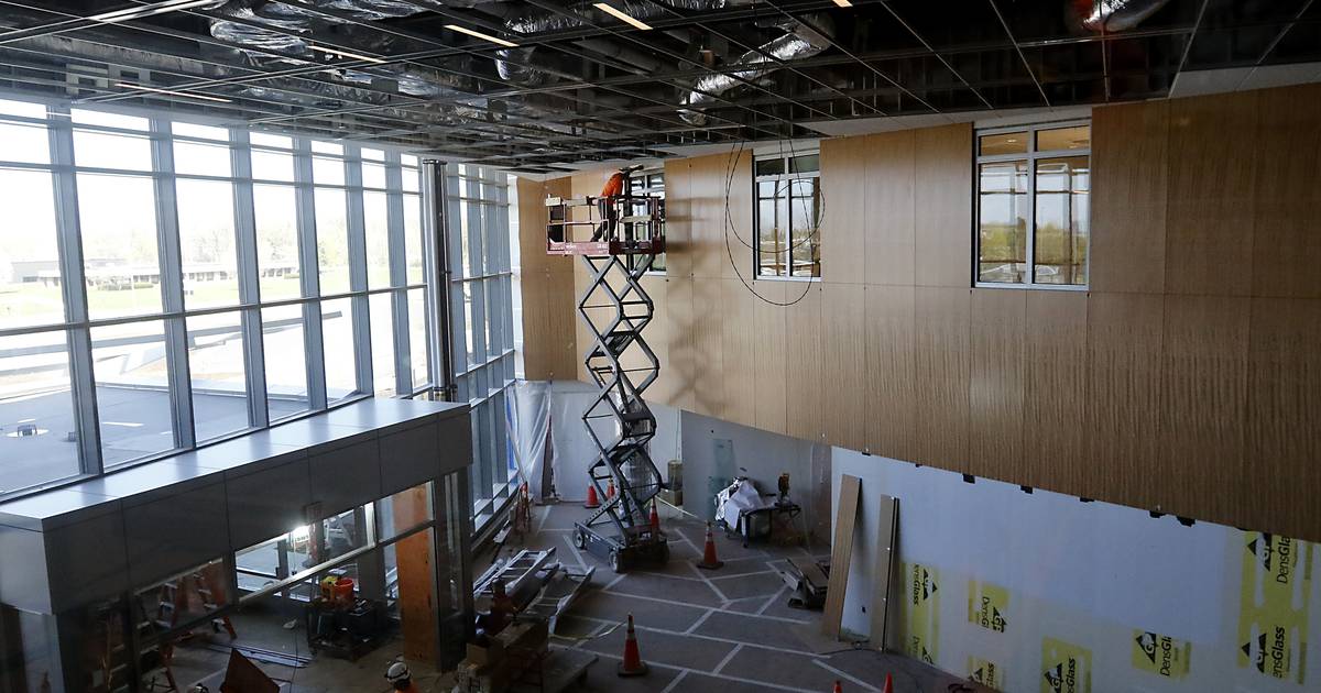Mercyhealth in Crystal Lake eyes July opening, ramps up hiring Shaw Local
