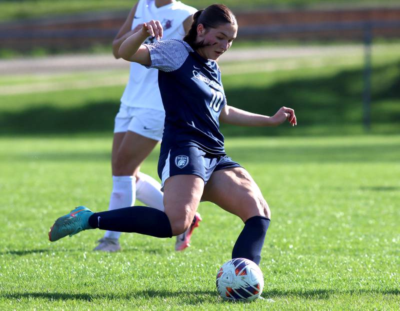 Cary-Grove’s Brynn Harasimowicz moves the ball against Prairie Ridge in varsity girls soccer at Cary-Grove High School in Cary on Tuesday, April 29, 2025.