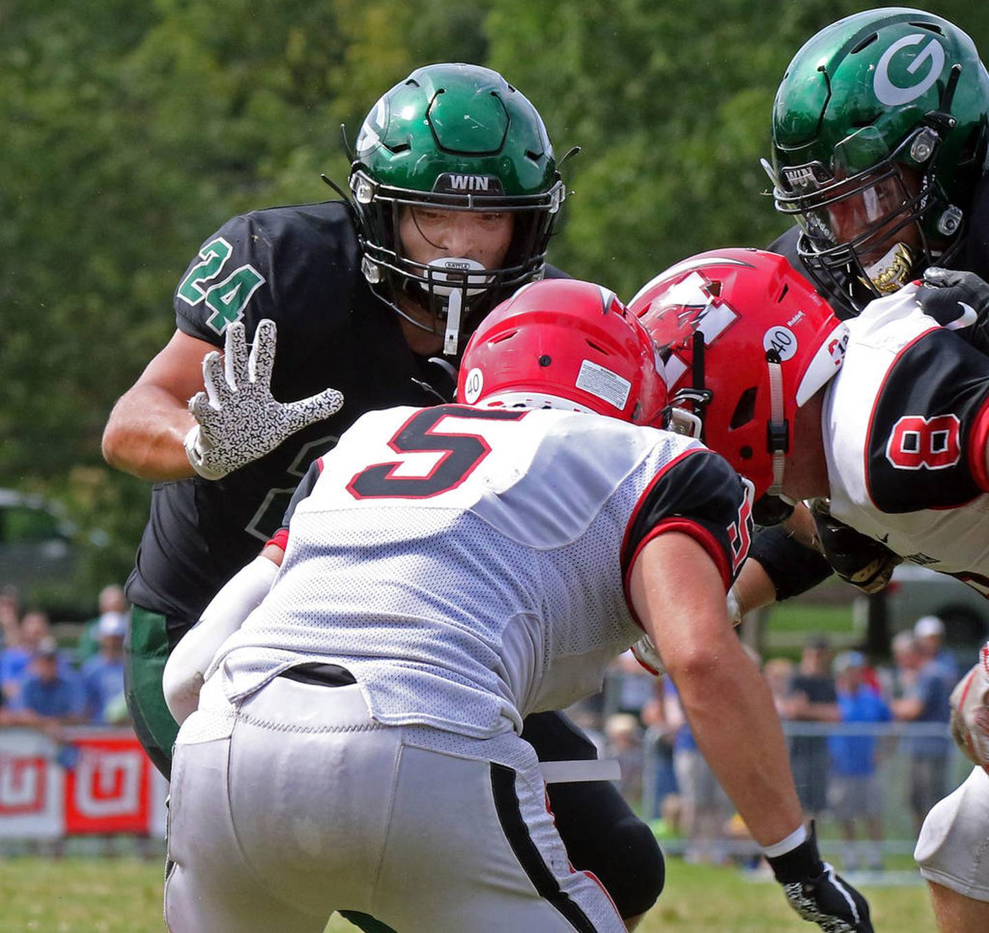 Led by Jalen Moore's spectacular debut, Glenbard West gets upper hand on Maine South Shaw Local
