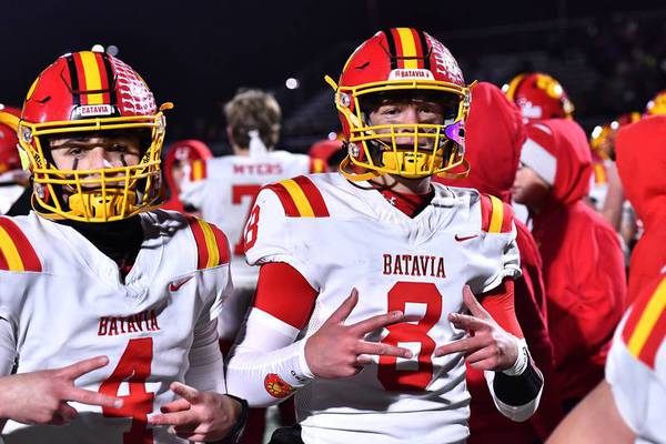 Batavia football vs. Mt. Carmel Class 7A playoffs score, news, our pick, live coverage