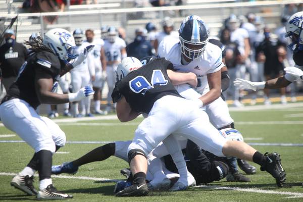 How a year at an Iowa community college helped Chicago Bears’ Jordan van den Berg reach the NFL