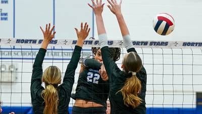 St. Charles North overcomes slow start to secure victory in straight sets over Huntley